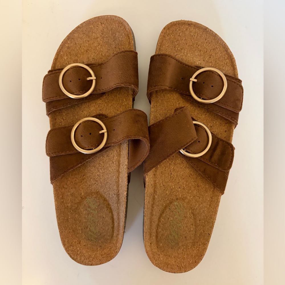Aerie Slides